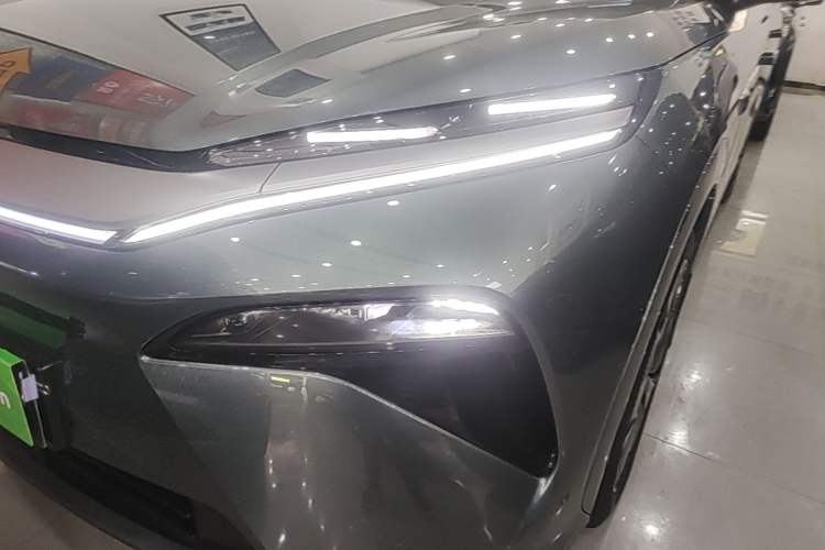 Used BYD Tang L 2025 EV 600KM All-Wheel-Drive LiDAR Flagship Model Left Front Headlight