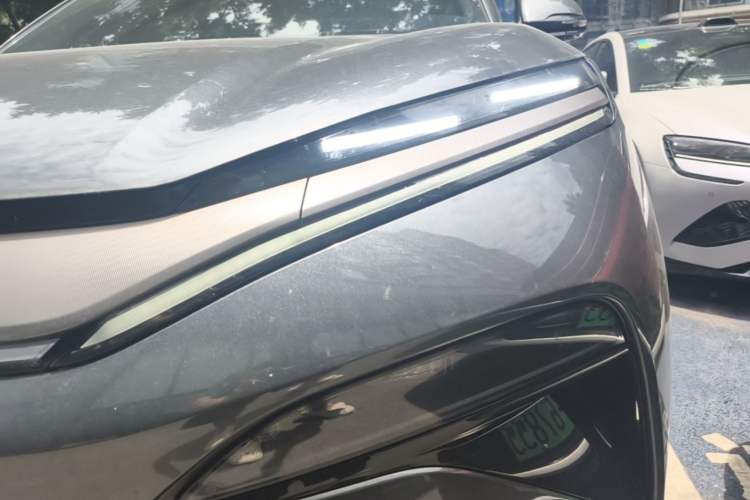 Used BYD Tang L 2025 EV 600KM All-Wheel-Drive LiDAR Flagship Model Left Front Headlight