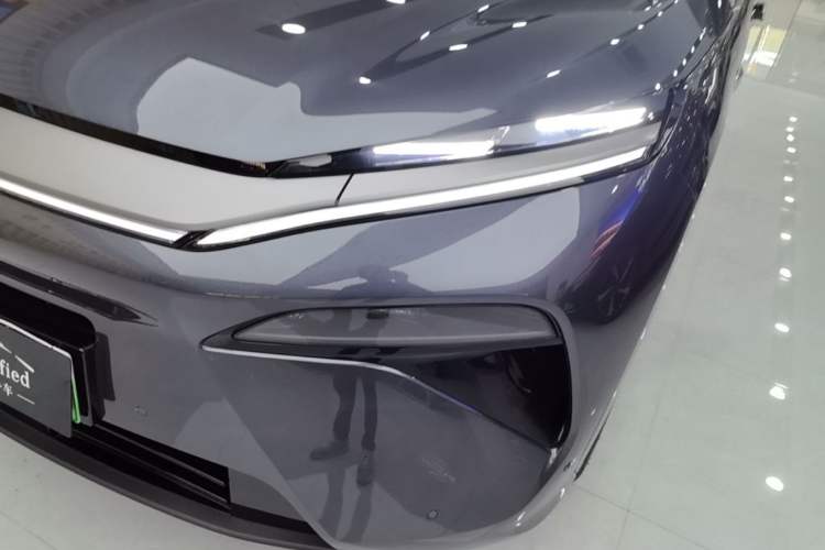 Used BYD Tang L 2025 DM 175KM Drone Player Edition Left Front Headlight
