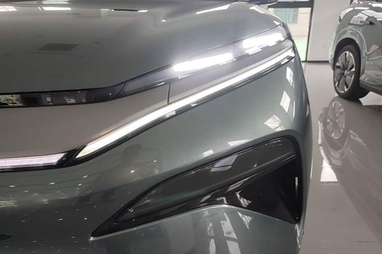 Used BYD Tang L 2025 DM 175KM Drone Player Edition Left Front Headlight