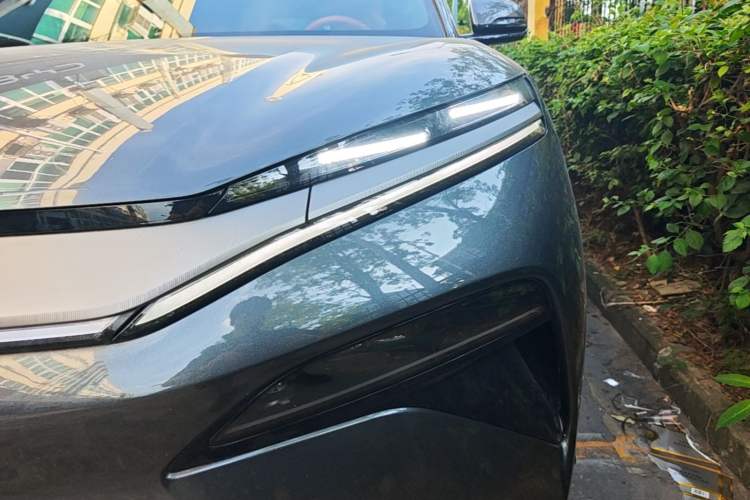Used BYD Tang L 2025 EV 600KM All-Wheel-Drive LiDAR Flagship Model Left Front Headlight
