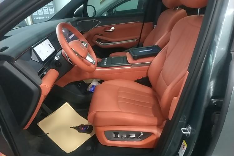 Used BYD Tang L 2025 EV 600KM All-Wheel-Drive LiDAR Flagship Model Left Front Seat