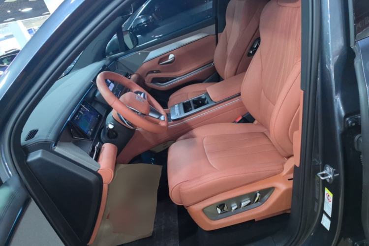 Used BYD Tang L 2025 DM 215KM LiDAR Flagship Model Left Front Seat