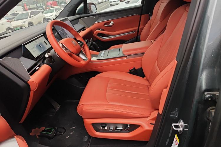 Used BYD Tang L 2025 EV 600KM All-Wheel-Drive LiDAR Flagship Model Left Front Seat