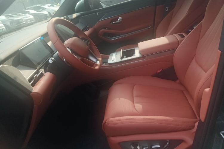 Used BYD Tang L 2025 DM 175KM Drone Player Edition Left Front Seat