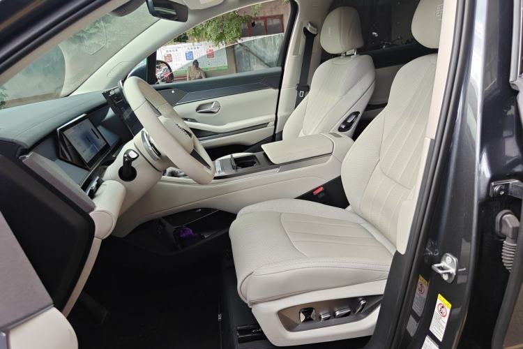 Used BYD Tang L 2025 EV 600KM All-Wheel-Drive LiDAR Flagship Model Left Front Seat