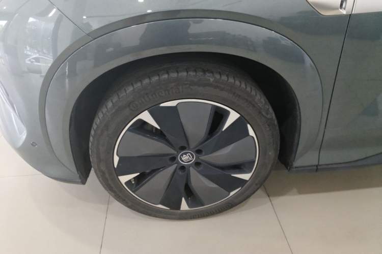 Used BYD Tang L 2025 DM 175KM Drone Player Edition Left Front Wheel Hub