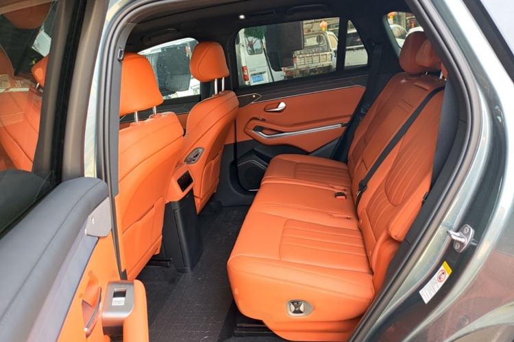 Used BYD Tang L 2025 DM 175KM Drone Player Edition Left Rear Seat