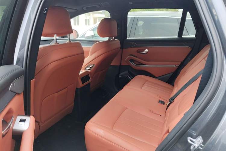 Used BYD Tang L 2025 EV 600KM All-Wheel-Drive LiDAR Flagship Model Left Rear Seat