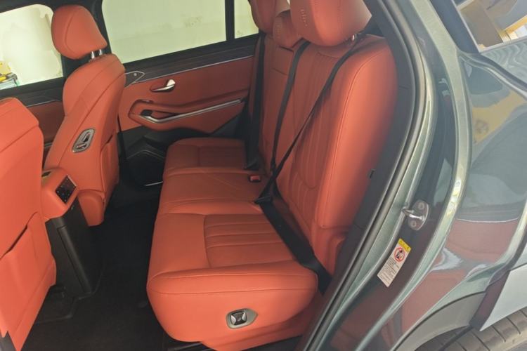 Used BYD Tang L 2025 DM 175KM Drone Player Edition Left Rear Seat