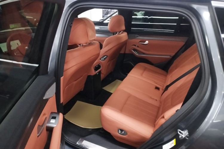Used BYD Tang L 2025 DM 200KM Four-Wheel Drive LiDAR Flagship Model Left Rear Seat
