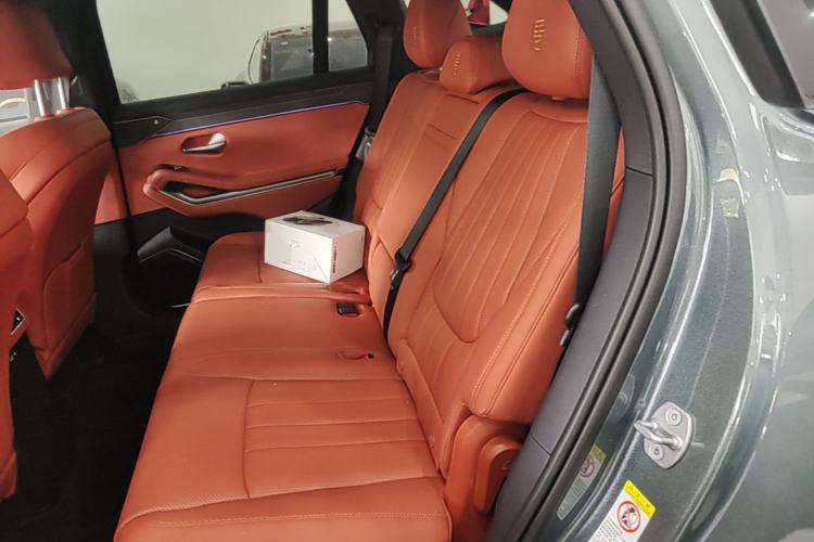 Used BYD Tang L 2025 DM 175KM Drone Player Edition Left Rear Seat