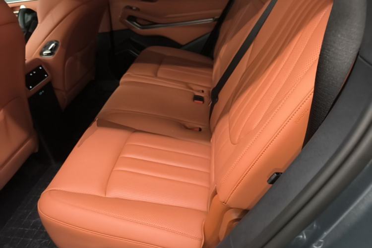 Used BYD Tang L 2025 DM 175KM Drone Player Edition Left Rear Seat