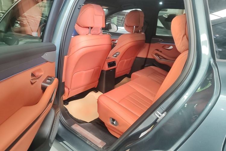 Used BYD Tang L 2025 DM 175KM Drone Player Edition Left Rear Seat