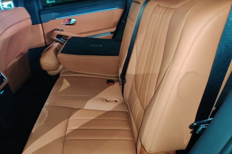 Used BYD Tang L 2025 DM 175KM Drone Player Edition Left Rear Seat