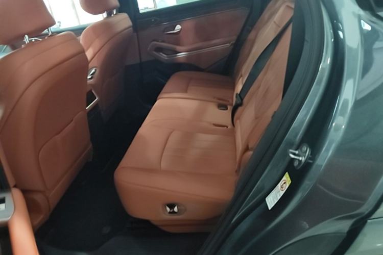 Used BYD Tang L 2025 DM 175KM Drone Player Edition Left Rear Seat