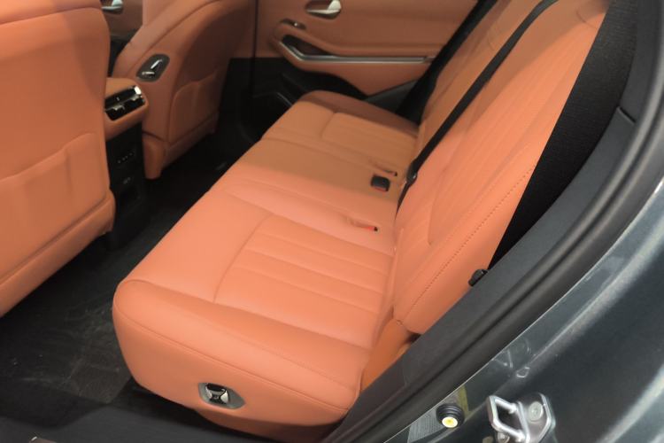 Used BYD Tang L 2025 DM 215KM LiDAR Flagship Model Left Rear Seat