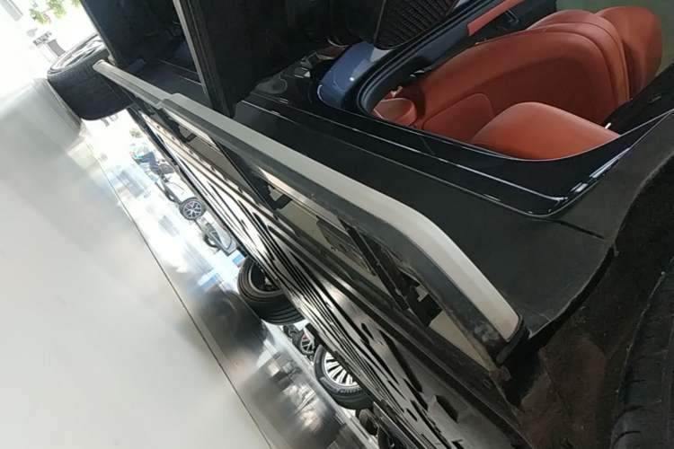 Used BYD Tang L 2025 EV with 670 km Range LiDAR and Premium Features Left Side Sill