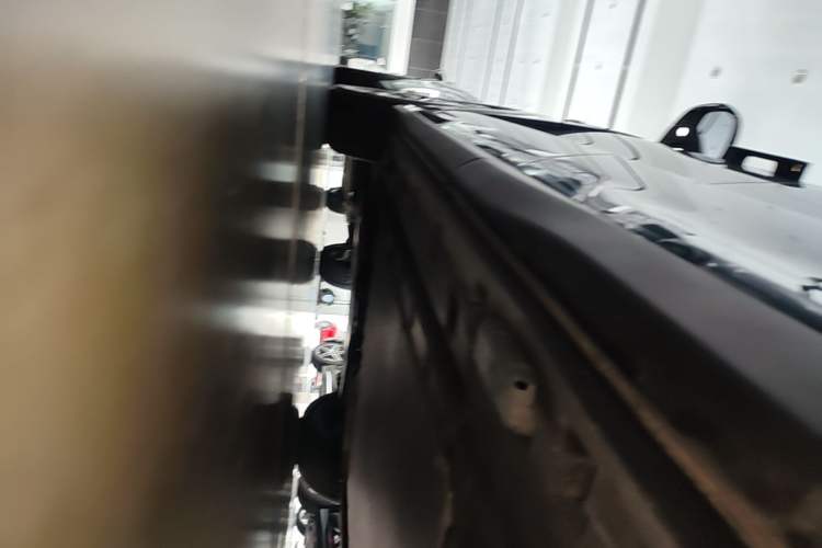 Used BYD Tang L 2025 DM 175KM Drone Player Edition Left Side Sill