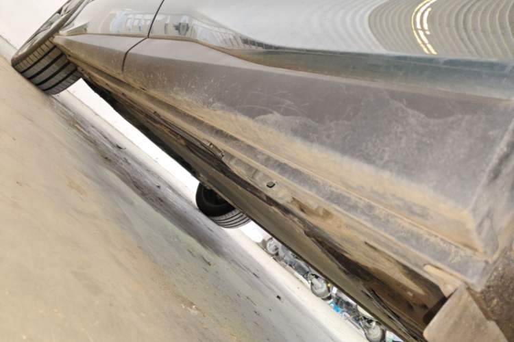 Used BYD Tang L 2025 DM 175KM Drone Player Edition Left Side Sill