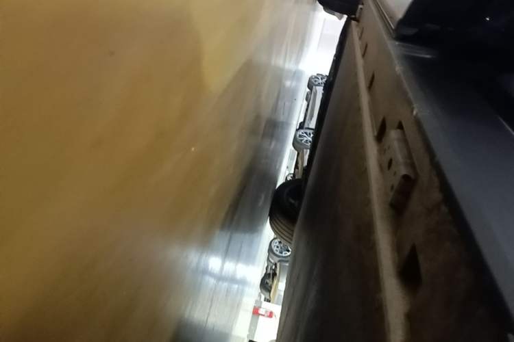 Used BYD Tang L 2025 EV 600KM All-Wheel-Drive LiDAR Flagship Model Left Side Sill