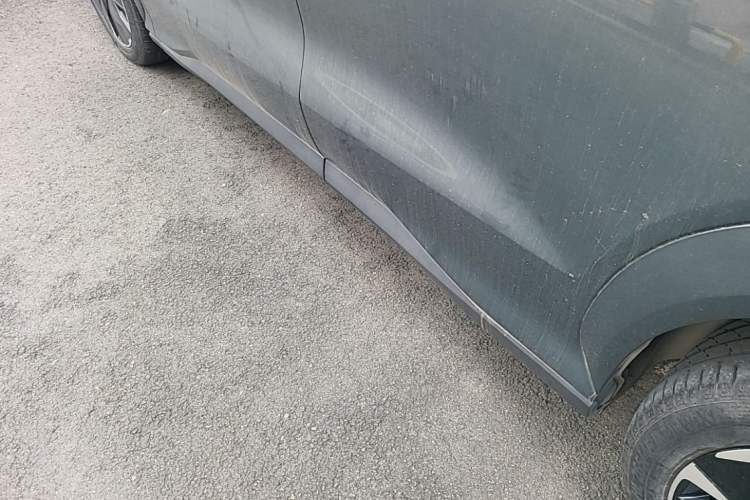 Used BYD Tang L 2025 DM 175KM Drone Player Edition Left Side Sill