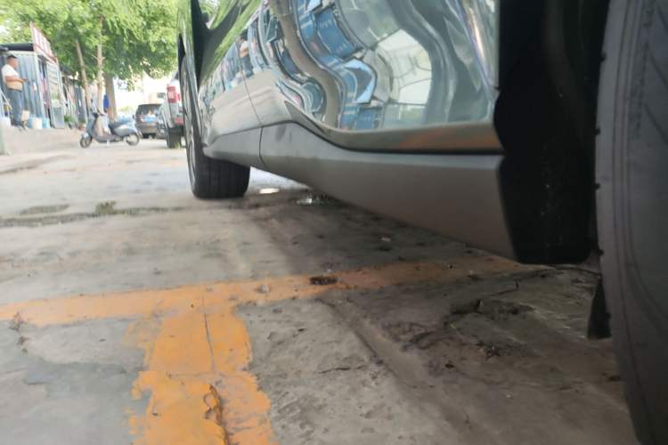 Used BYD Tang L 2025 DM 175KM Drone Player Edition Left Side Sill