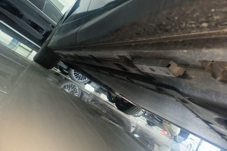 Used BYD Tang L 2025 DM 175KM Drone Player Edition Left Side Sill