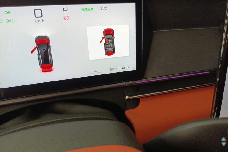 Used BYD Tang L 2025 EV 600KM All-Wheel-Drive LiDAR Flagship Model Odometer Close Up