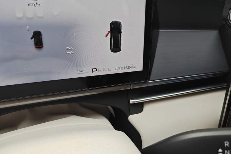 Used BYD Tang L 2025 EV 600KM All-Wheel-Drive LiDAR Flagship Model Odometer Close Up