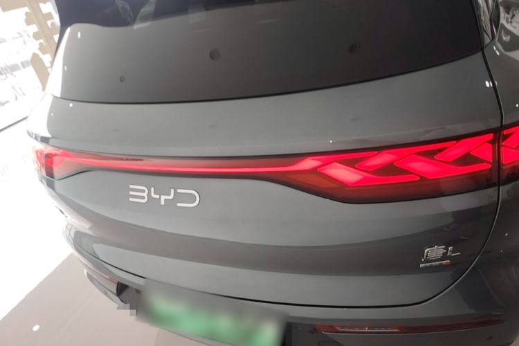 Used BYD Tang L 2025 DM 175KM Drone Player Edition Rear