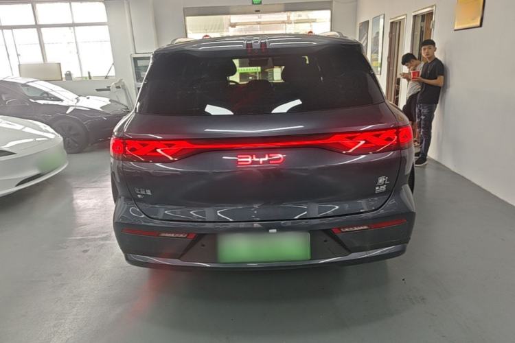 Used BYD Tang L 2025 EV 600KM All-Wheel-Drive LiDAR Flagship Model Rear