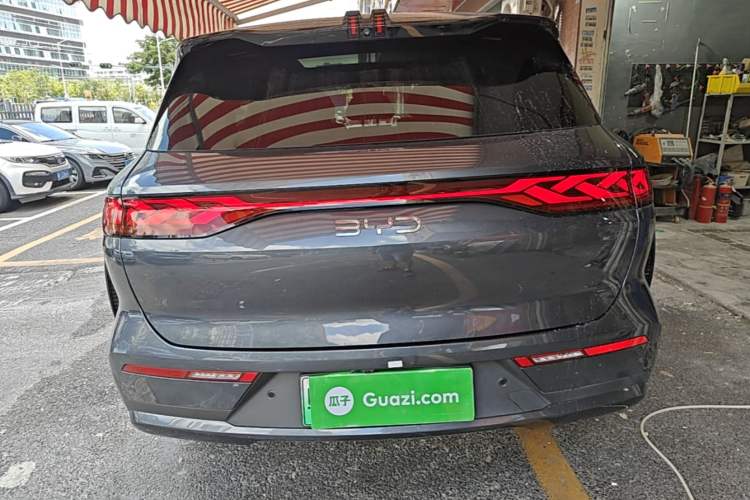 Used BYD Tang L 2025 EV 600KM All-Wheel-Drive LiDAR Flagship Model Rear