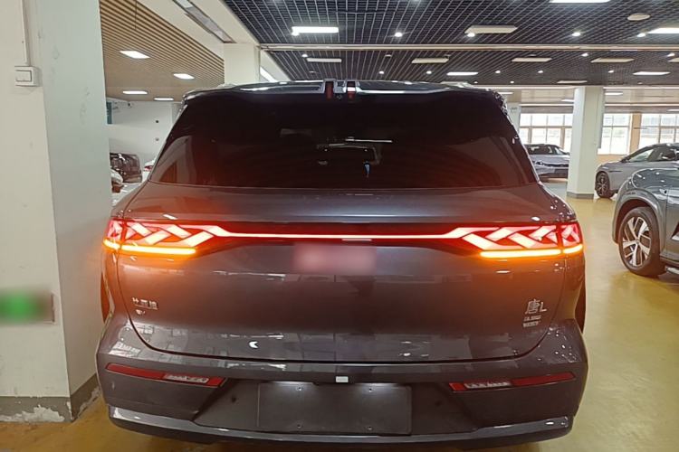 Used BYD Tang L 2025 EV 600KM All-Wheel-Drive LiDAR Flagship Model Rear