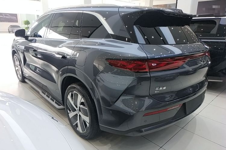 Used BYD Tang L 2025 EV with 670 km Range LiDAR and Premium Features Rear Left 45 Deg