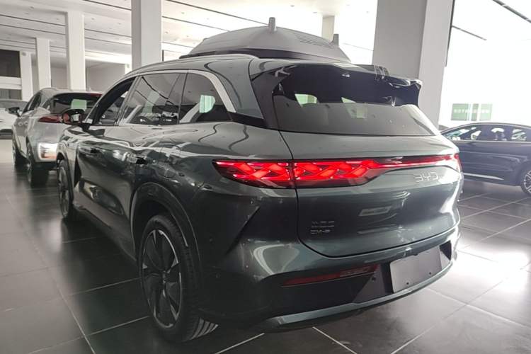 Used BYD Tang L 2025 DM 175KM Drone Player Edition Rear Left 45 Deg