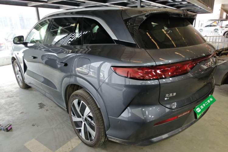Used BYD Tang L 2025 EV 670KM LiDAR Flagship Version Rear Left 45 Deg