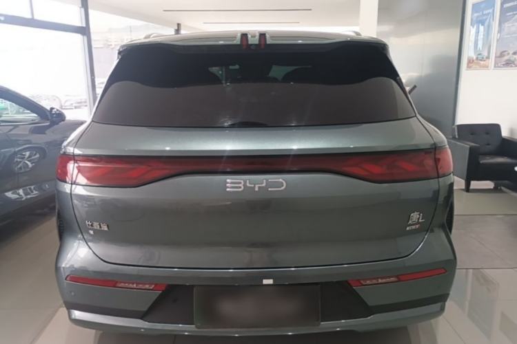 Used BYD Tang L 2025 EV with 670 km Range LiDAR and Premium Features Rear