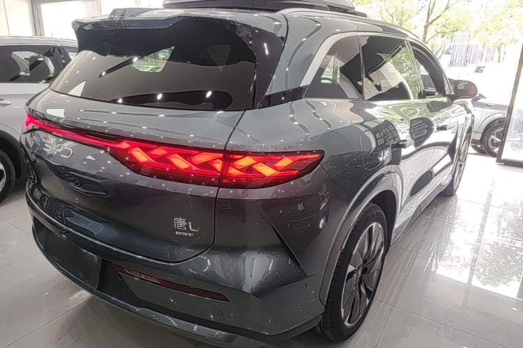 Used BYD Tang L 2025 DM 175KM Drone Player Edition Rear Right 45 Deg