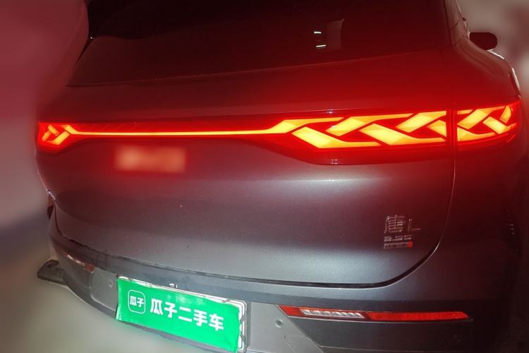 Used BYD Tang L 2025 EV 600KM All-Wheel-Drive LiDAR Flagship Model Rear