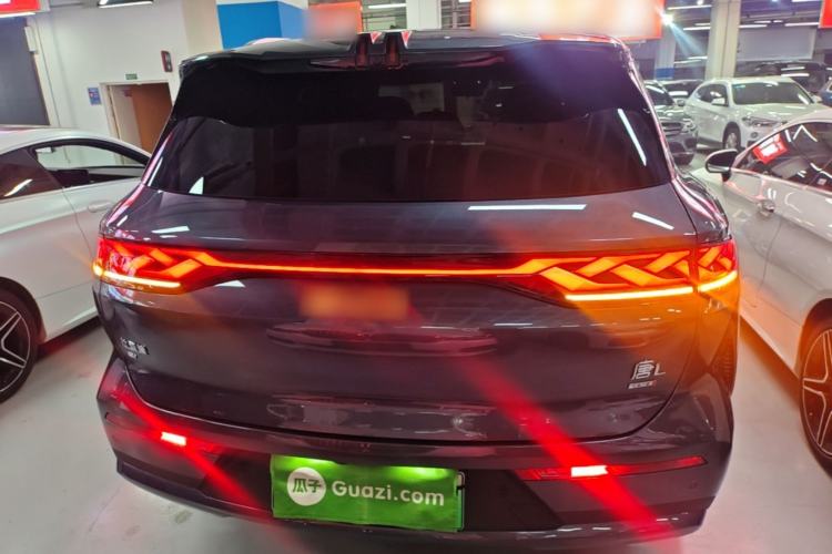 Used BYD Tang L 2025 EV with 670 km Range LiDAR and Premium Features Rear