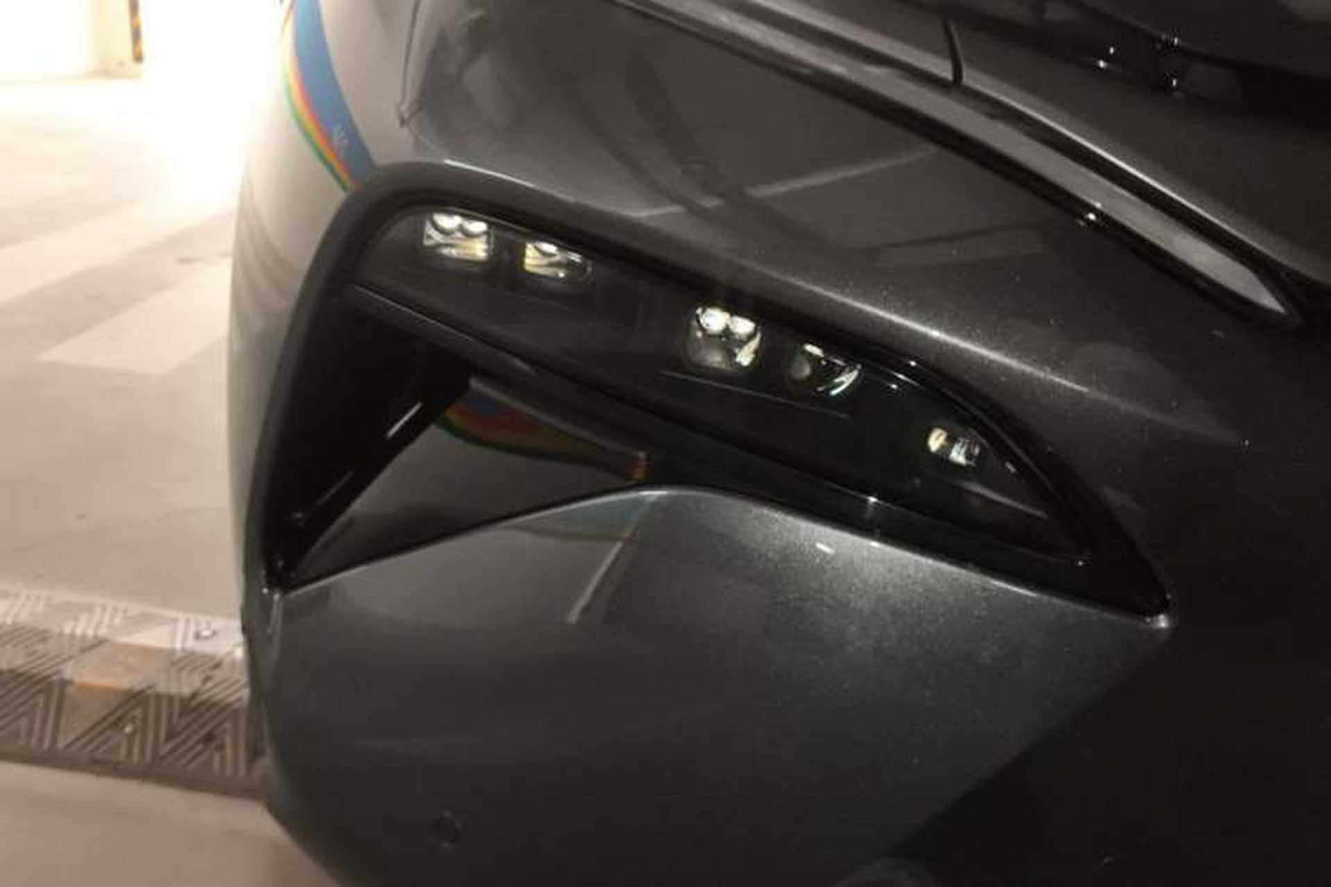 Used BYD Tang L 2025 DM 215KM LiDAR Flagship Model Right Front Headlight