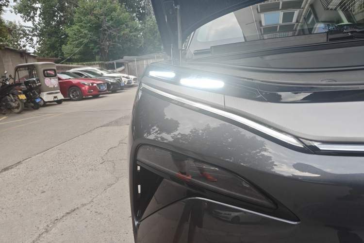 Used BYD Tang L 2025 EV 600KM All-Wheel-Drive LiDAR Flagship Model Right Front Headlight