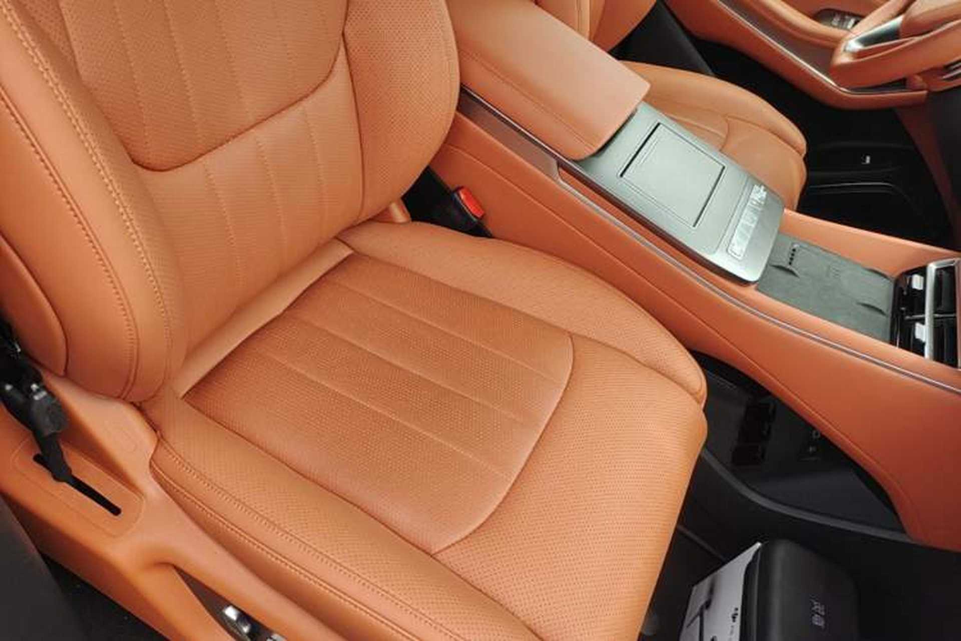 Used BYD Tang L 2025 DM 175KM Drone Player Edition Right Front Seat