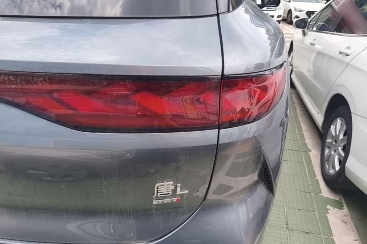 Used BYD Tang L 2025 DM 175KM Drone Player Edition Right Rear Taillight