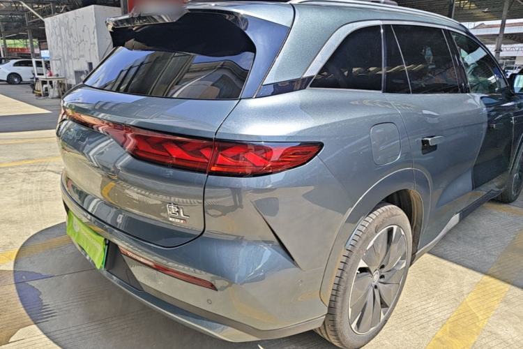 Used BYD Tang L 2025 DM 175KM Drone Player Edition Right Rear Taillight