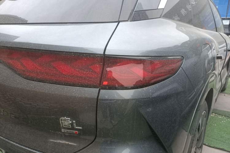 Used BYD Tang L 2025 DM 175KM Drone Player Edition Right Rear Taillight