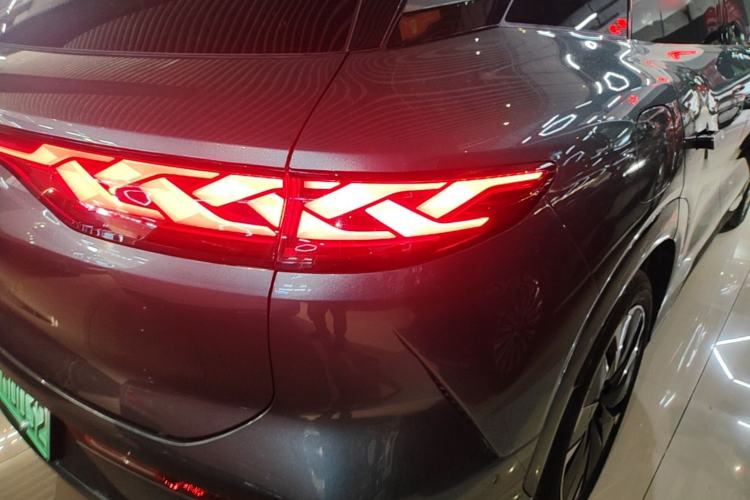 Used BYD Tang L 2025 DM 175KM Drone Player Edition Right Rear Taillight