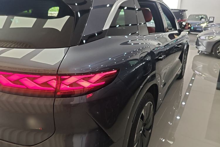 Used BYD Tang L 2025 DM 175KM Drone Player Edition Right Rear Taillight