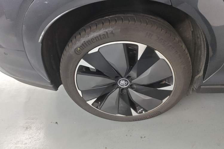 Used BYD Tang L 2025 EV 600KM All-Wheel-Drive LiDAR Flagship Model Right Rear Wheel Hub